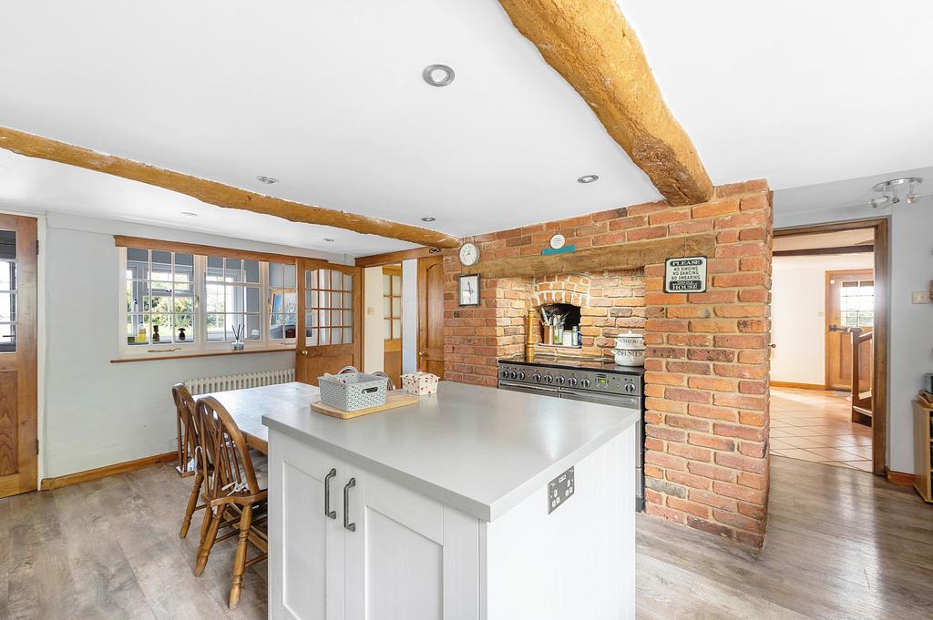 Kitchen/Breakfast