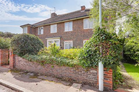 3 bedroom flat for sale, The Acre Close, Worthing BN11