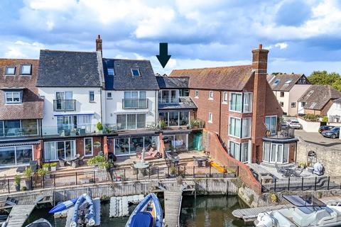 Bridge Street, Christchurch, BH23