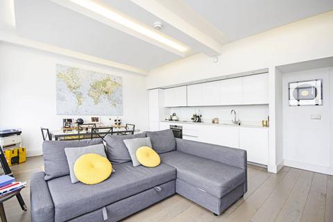 2 bedroom flat to rent, Chatham Place, Hackney, London, E9