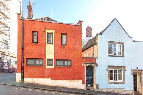18a Old Park Hill, Bristol, BS2 8BB