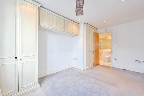 undefined, Seven Kings Way, Kingston, Kingston upon Thames, KT2