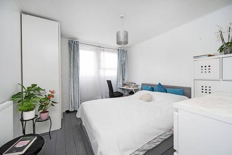 2 bedroom flat for sale, Dowson House, Bower Street, Limehouse, London, E1