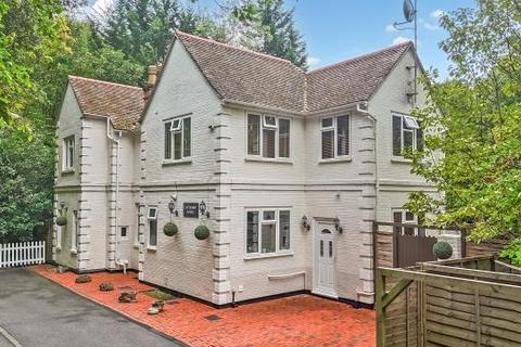 4 bedroom detached house for sale, London Road, Windlesham, Surrey