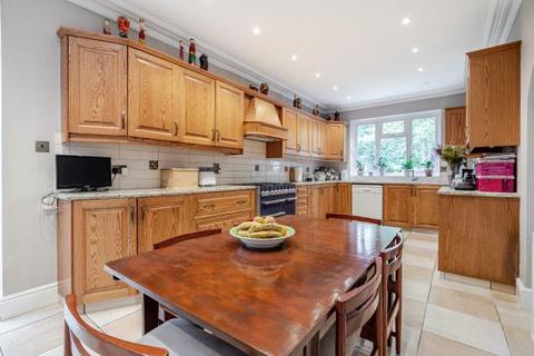 4 bedroom detached house for sale, London Road, Windlesham, Surrey
