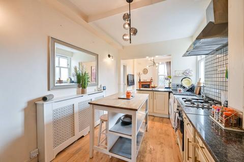 2 bedroom flat for sale, Old Kent Road, Bermondsey, London, SE1