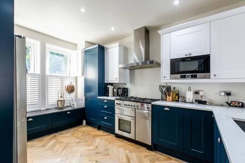 undefined, Wandle Bank, Wimbledon, London, SW19