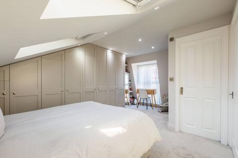 undefined, Wandle Bank, Wimbledon, London, SW19