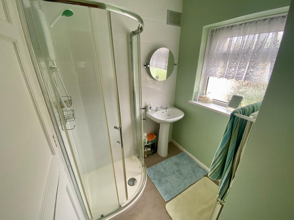 Shower room south