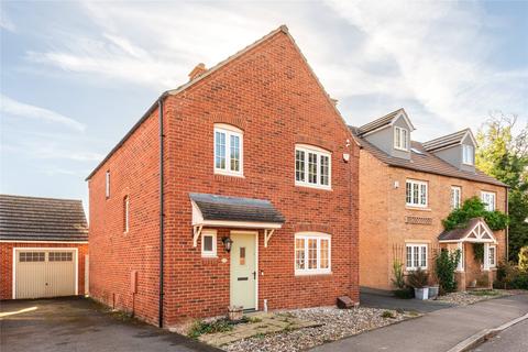 4 bedroom detached house for sale, Greenell Close, Deanshanger, Milton Keynes, Northamptonshire, MK19