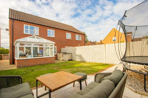 3 bedroom semi-detached house for sale, Station Road, Dersingham