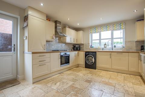 3 bedroom semi-detached house for sale, Station Road, Dersingham