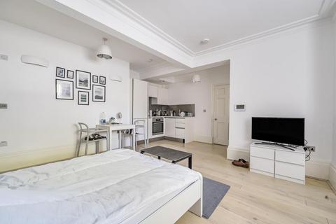 undefined, Central Reading,  Berkshire,  RG1
