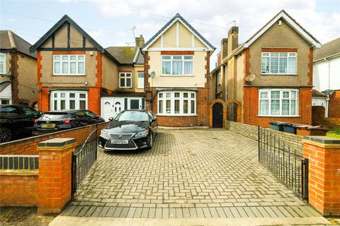 Whalebone Lane North, Chadwell Heath RM6