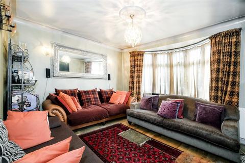 4 bedroom semi-detached house for sale, Whalebone Lane North, Chadwell Heath RM6