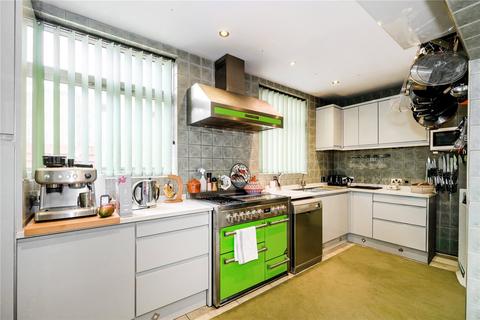 4 bedroom semi-detached house for sale, Whalebone Lane North, Chadwell Heath RM6