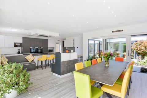 undefined, Raglan Road, Reigate RH2