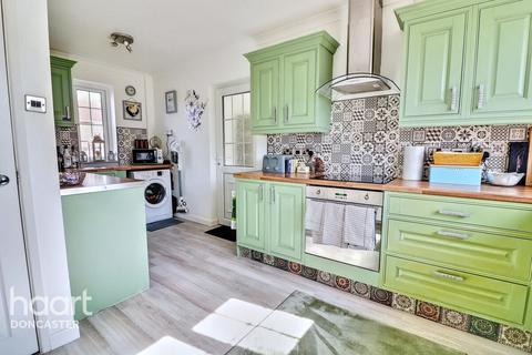 52 Mallin Drive, Edlington, Doncaster, DN12 1HA