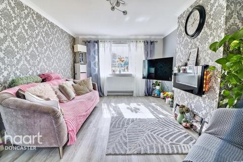 52 Mallin Drive, Edlington, Doncaster, DN12 1HA