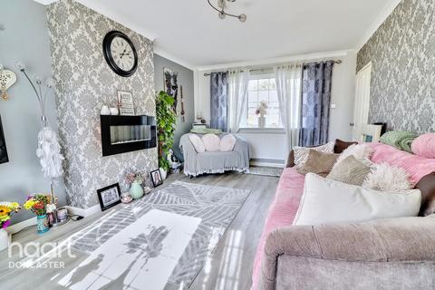 52 Mallin Drive, Edlington, Doncaster, DN12 1HA