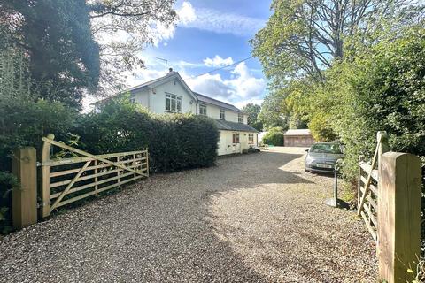 undefined, Shantock Lane, Bovingdon HP3