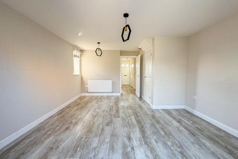 3 bedroom semi-detached house for sale, Hilton Crescent, Hullbridge