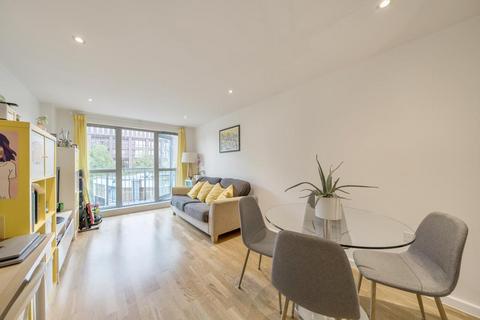 Woking, Surrey, GU21