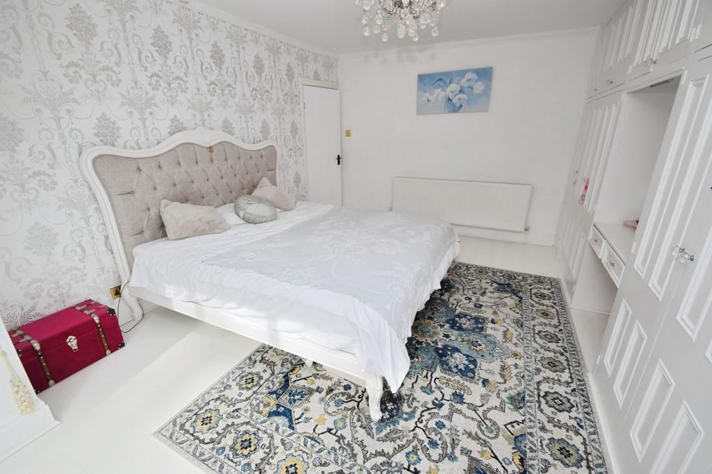 F551c7ec-Bedroom 202