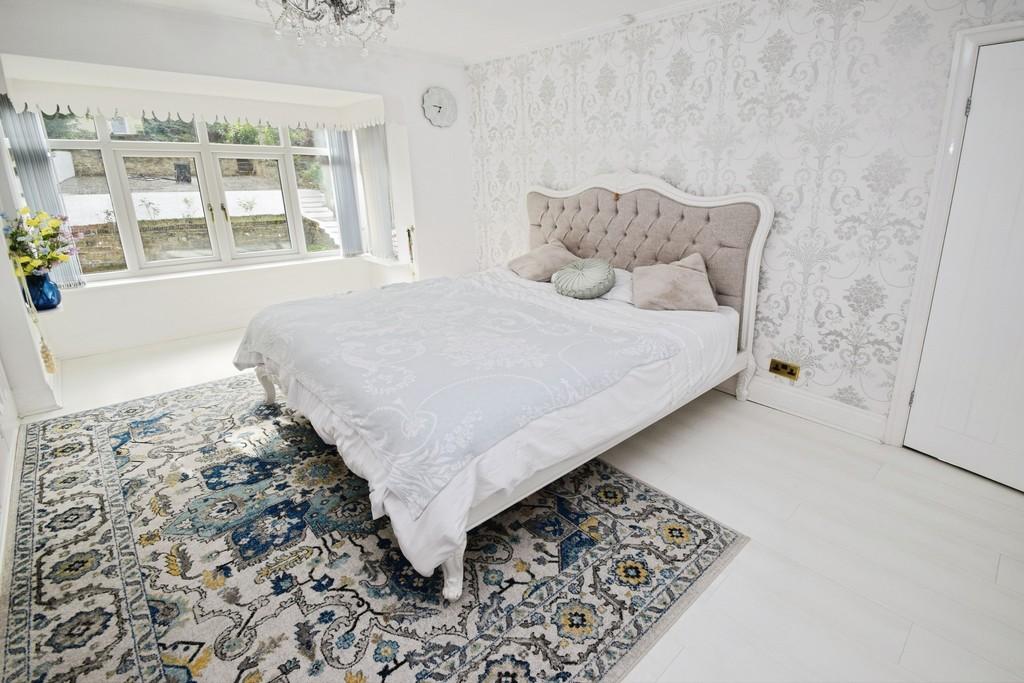 Cd6319c6-Bedroom 204