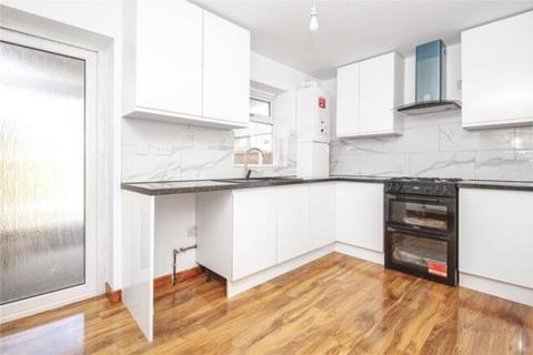 3 bedroom end of terrace house for sale, Mount Pleasant Road, New Malden KT3