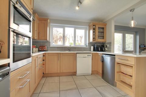 4 bedroom detached house for sale, Brands Close, Ramsey