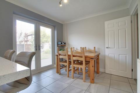 11 Brands Close, Ramsey, Huntingdon, PE26 1RZ