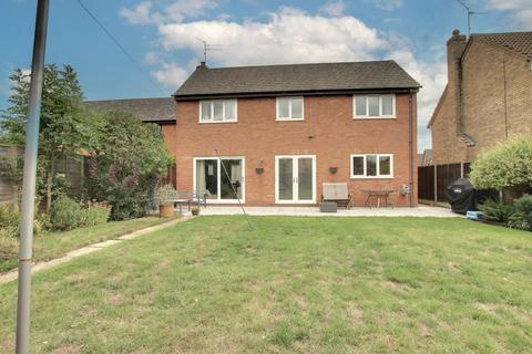 11 Brands Close, Ramsey, Huntingdon, PE26 1RZ