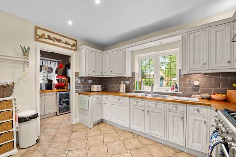 4 bedroom detached house for sale, Belton Avenue, Grantham NG31