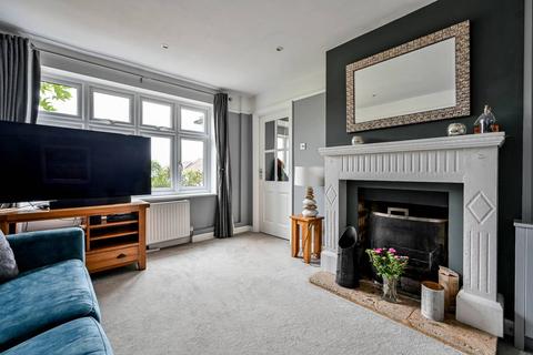 9 Clover Lea, Godalming, GU7 3QQ