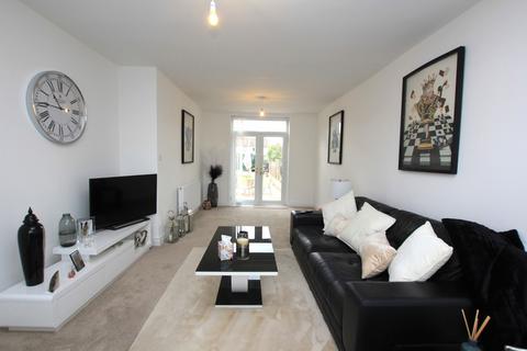 3 bedroom semi-detached house for sale, Leyland Drive, Saltney