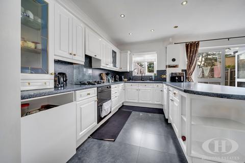 undefined, Greenland Crescent, Southall