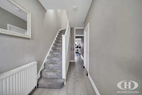 undefined, Greenland Crescent, Southall