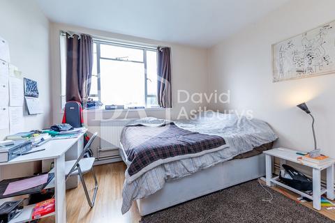 4 bedroom apartment to rent, Cruikshank Street, King's Cross, London