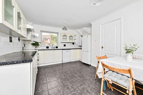 undefined, Hornes Field Court, Fleet GU52