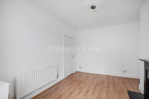 2 bedroom terraced house for sale, Richmond Road, Bounds Green N11
