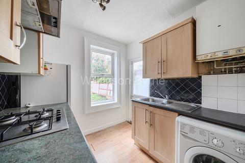 2 bedroom terraced house for sale, Richmond Road, Bounds Green N11