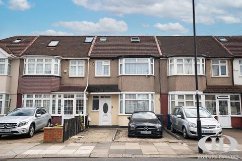 undefined, Greenland Crescent, Southall
