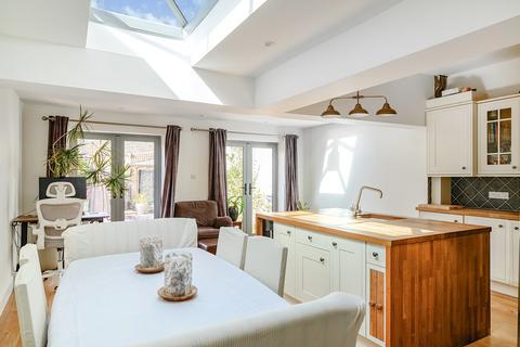 4 bedroom end of terrace house for sale, Trafalgar Road, Somerset BA1