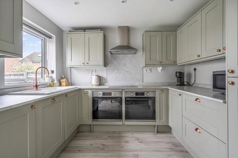 7 Beverley Crescent, Tonbridge, TN9 2RD