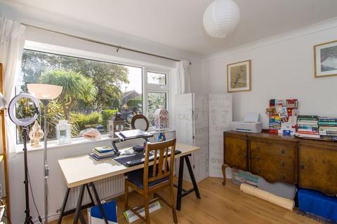 3 bedroom detached house for sale, Rowan Close, Penarth