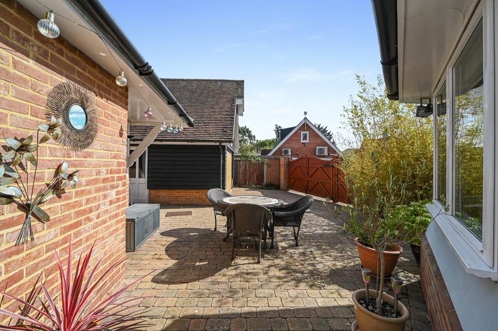 HT-FC(COL)-38 High Street-25