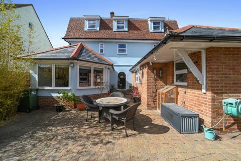 4 bedroom detached house for sale, High Street, Kelvedon
