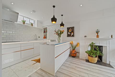 3 bedroom townhouse for sale, Northgate Street, Colchester