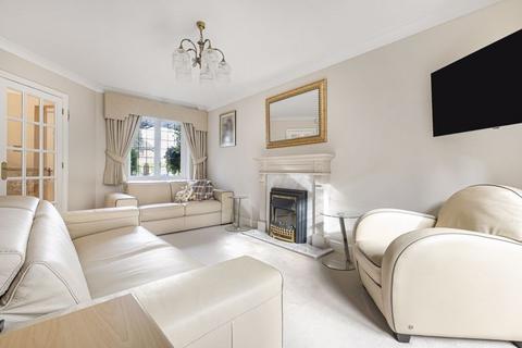 undefined, Hotham Close, Swanley